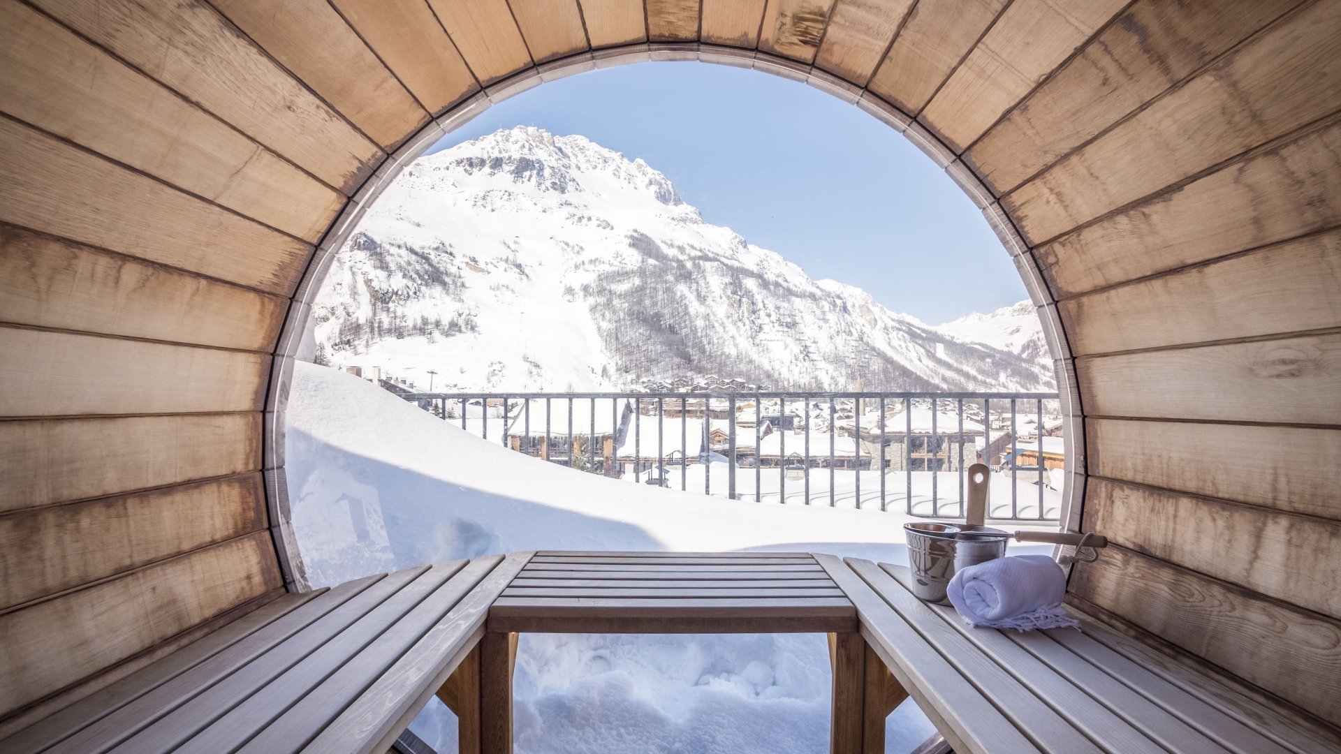 SPA - SAUNA COSMIC HIVER 2